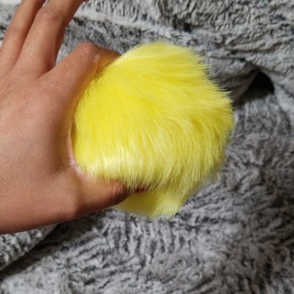 BNWT ALDO BAG CHARM/KEYCHAIN - Picture 4 of 5